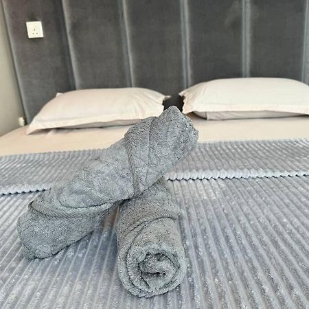 Minumum 7Days 3Br At Pju 10 Damansaradamai Apartment Петалинг Джая Екстериор снимка