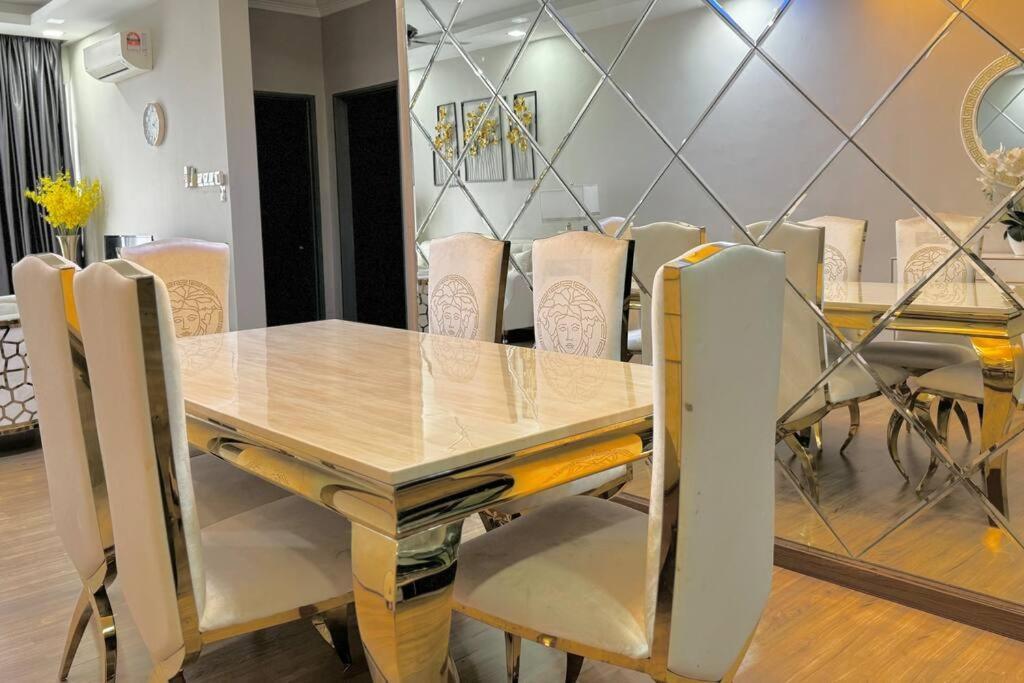 Minumum 7Days 3Br At Pju 10 Damansaradamai Apartment Петалинг Джая Екстериор снимка