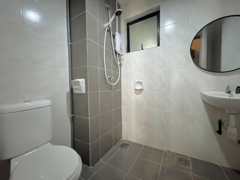 Minumum 7Days 3Br At Pju 10 Damansaradamai Apartment Петалинг Джая Екстериор снимка