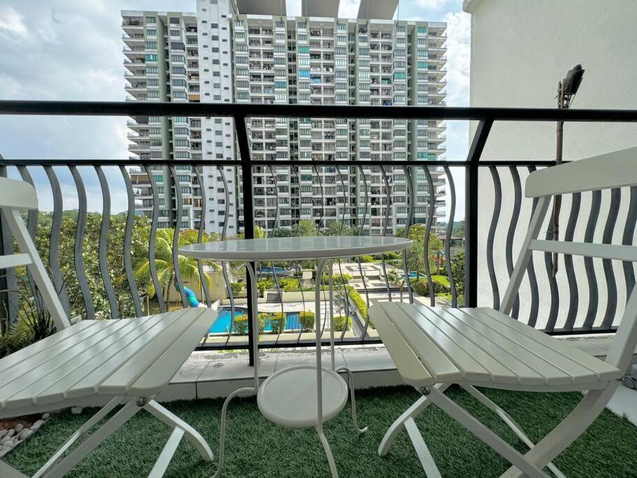 Minumum 7Days 3Br At Pju 10 Damansaradamai Apartment Петалинг Джая Екстериор снимка